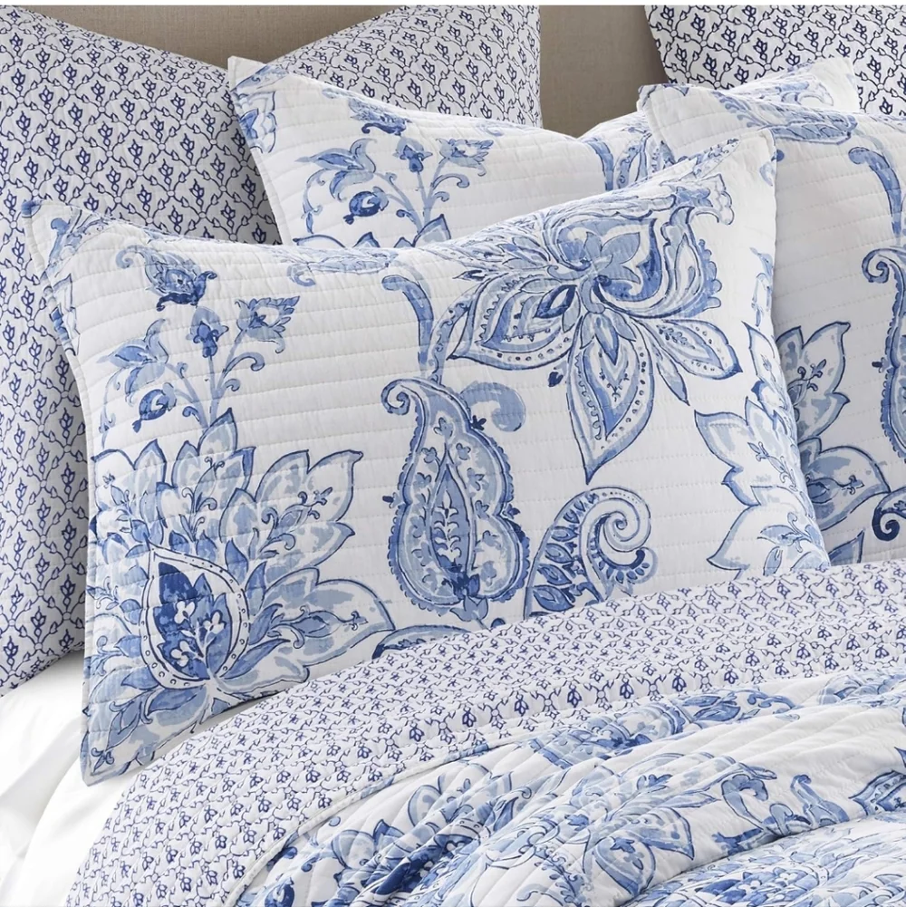 Levtex Home - Bennett Quilt Set Full/Queen Quilt, Two Standard Pillow Shams New
